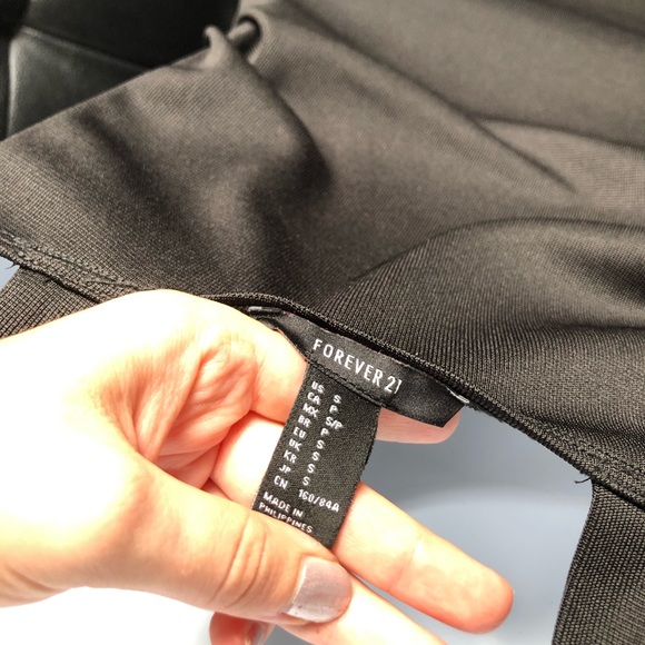 NWOT Forever21 Chain Front Cross Mini Dress - Picture 6 of 6